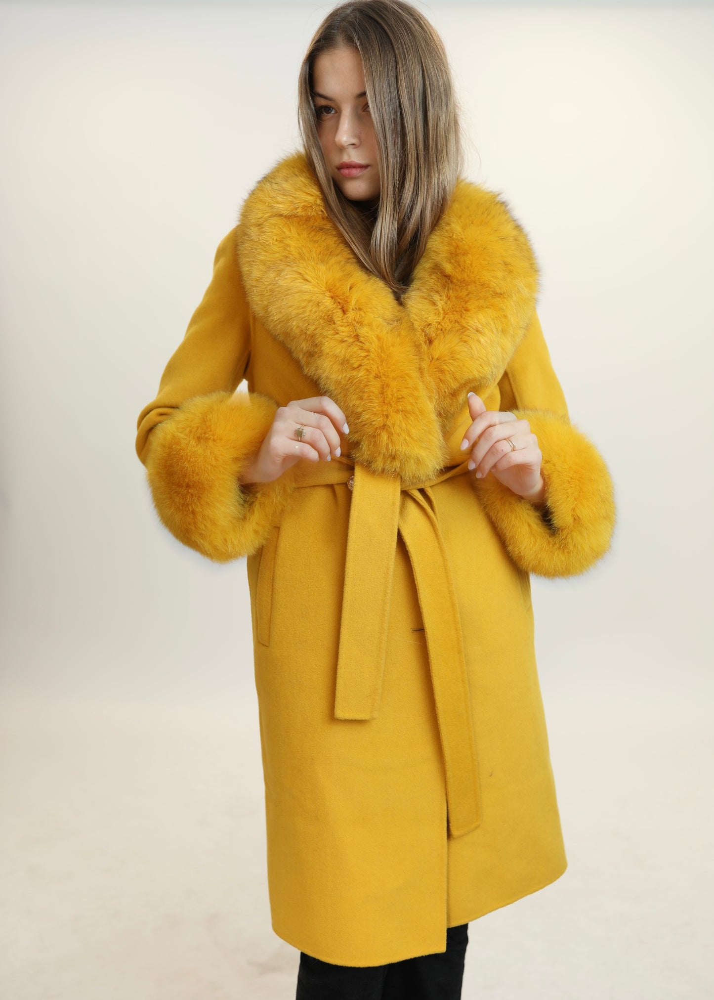Abrigo ROMA (mostaza)