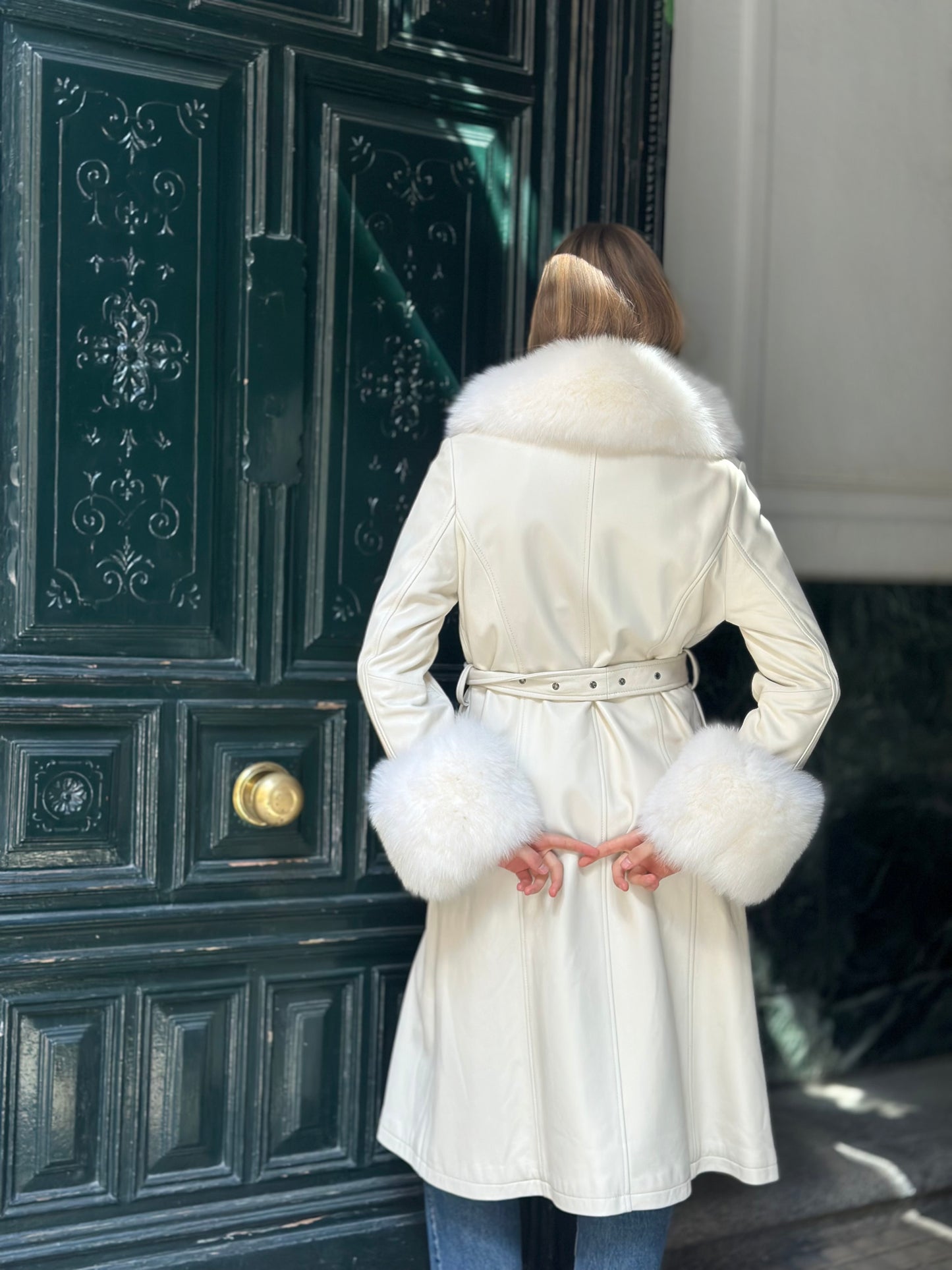 Abrigo estrella de piel (blanco)