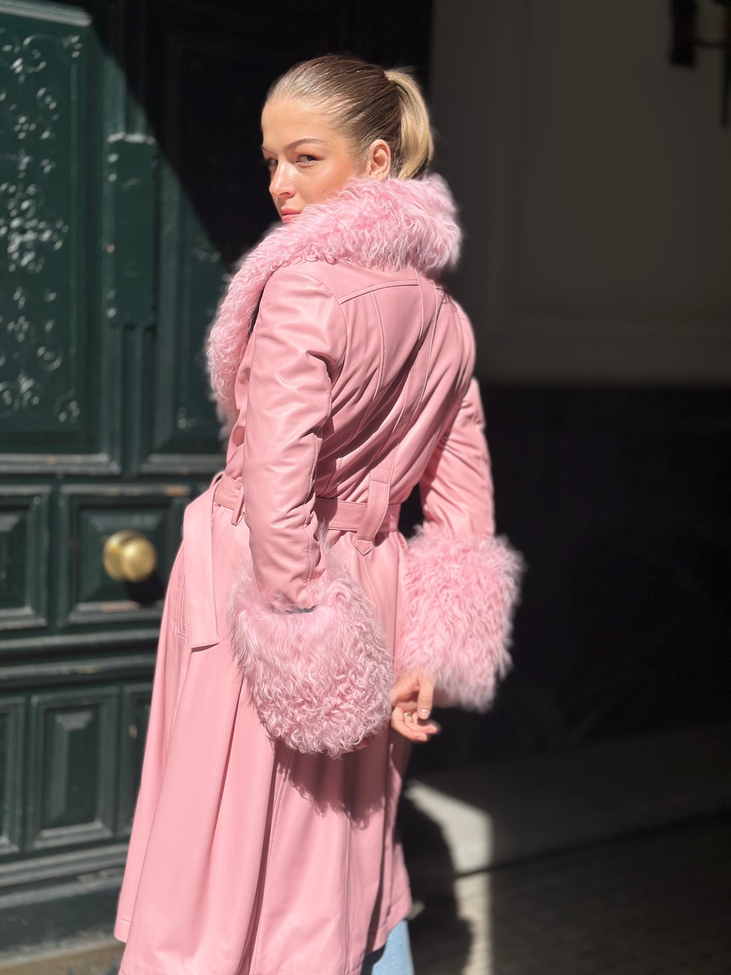 Abrigo estrella de piel rosa curly