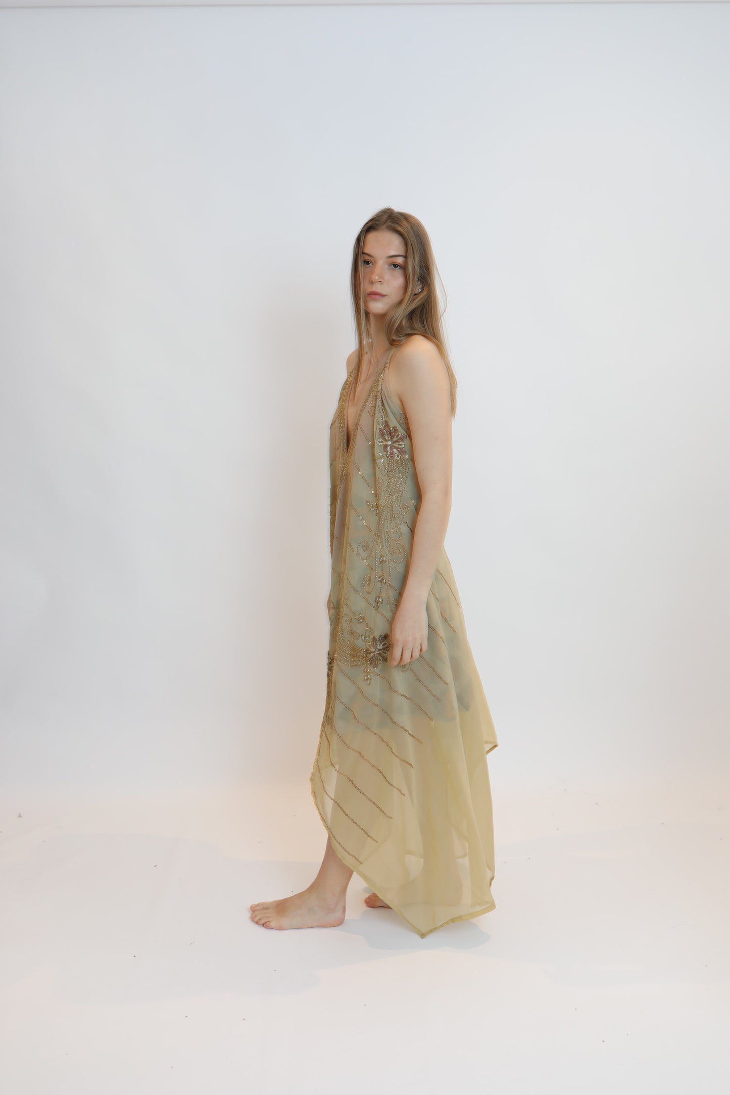 Vestido joya beige 134