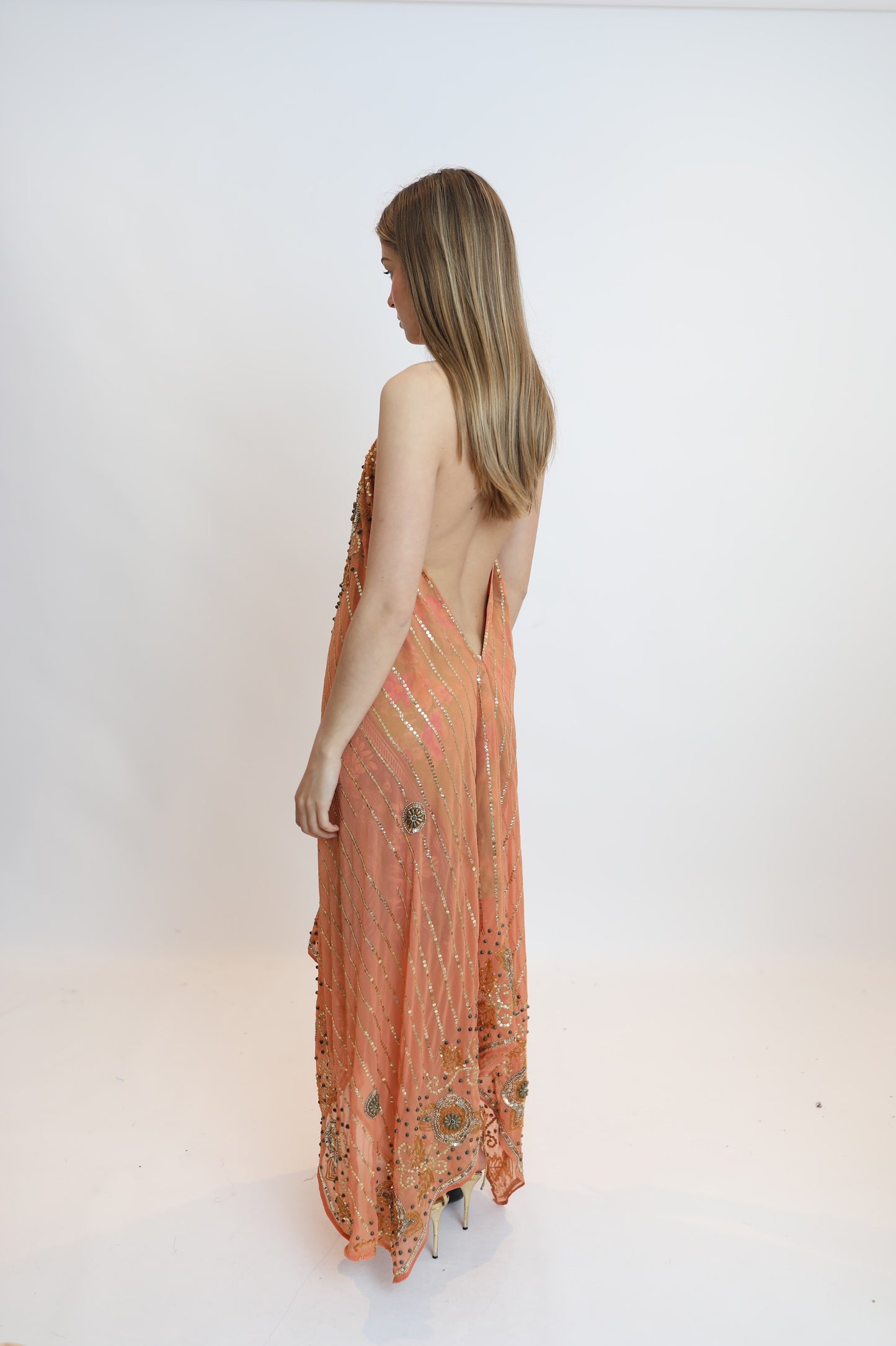 Vestido joya beige 260