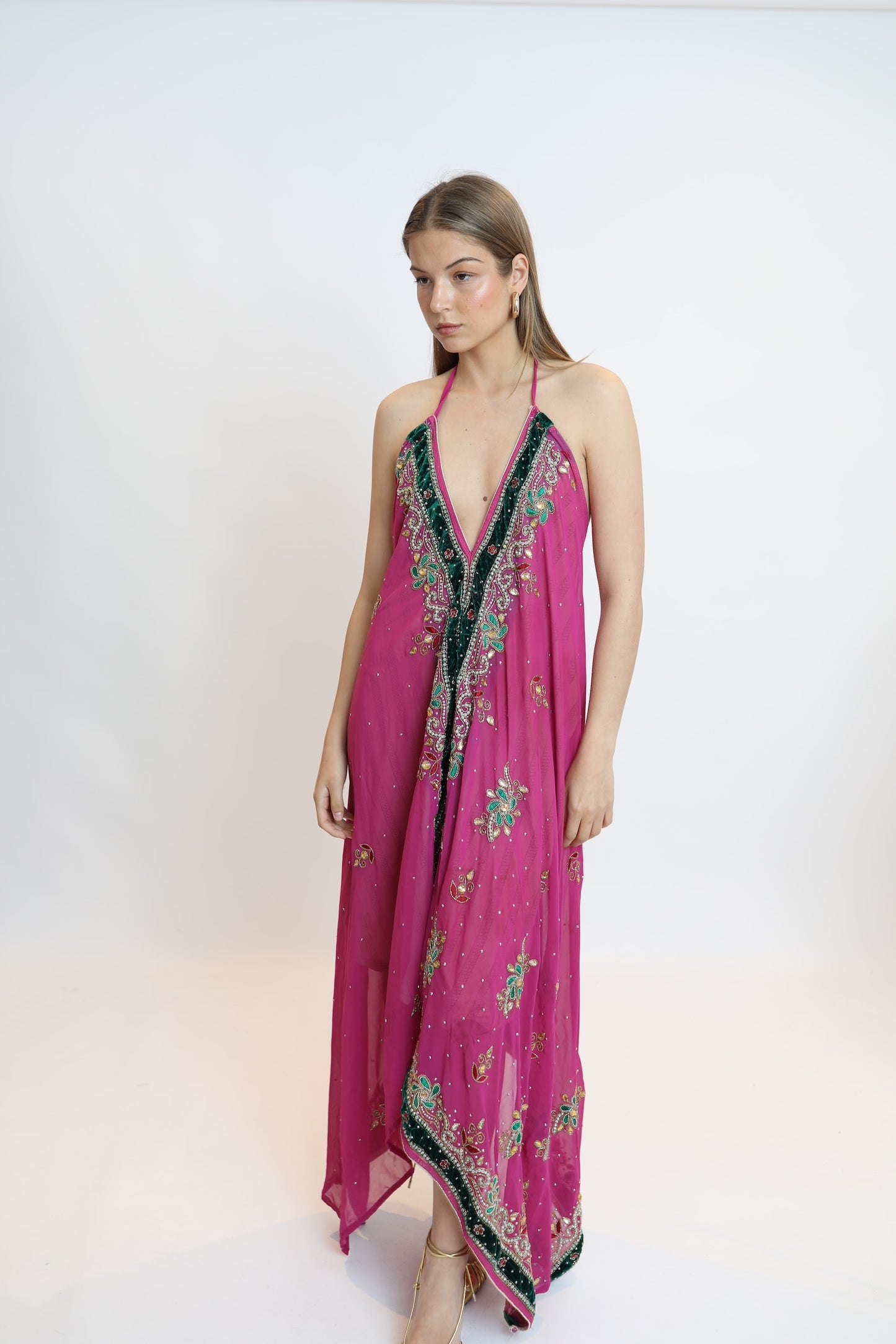 Vestido joya rosa 300