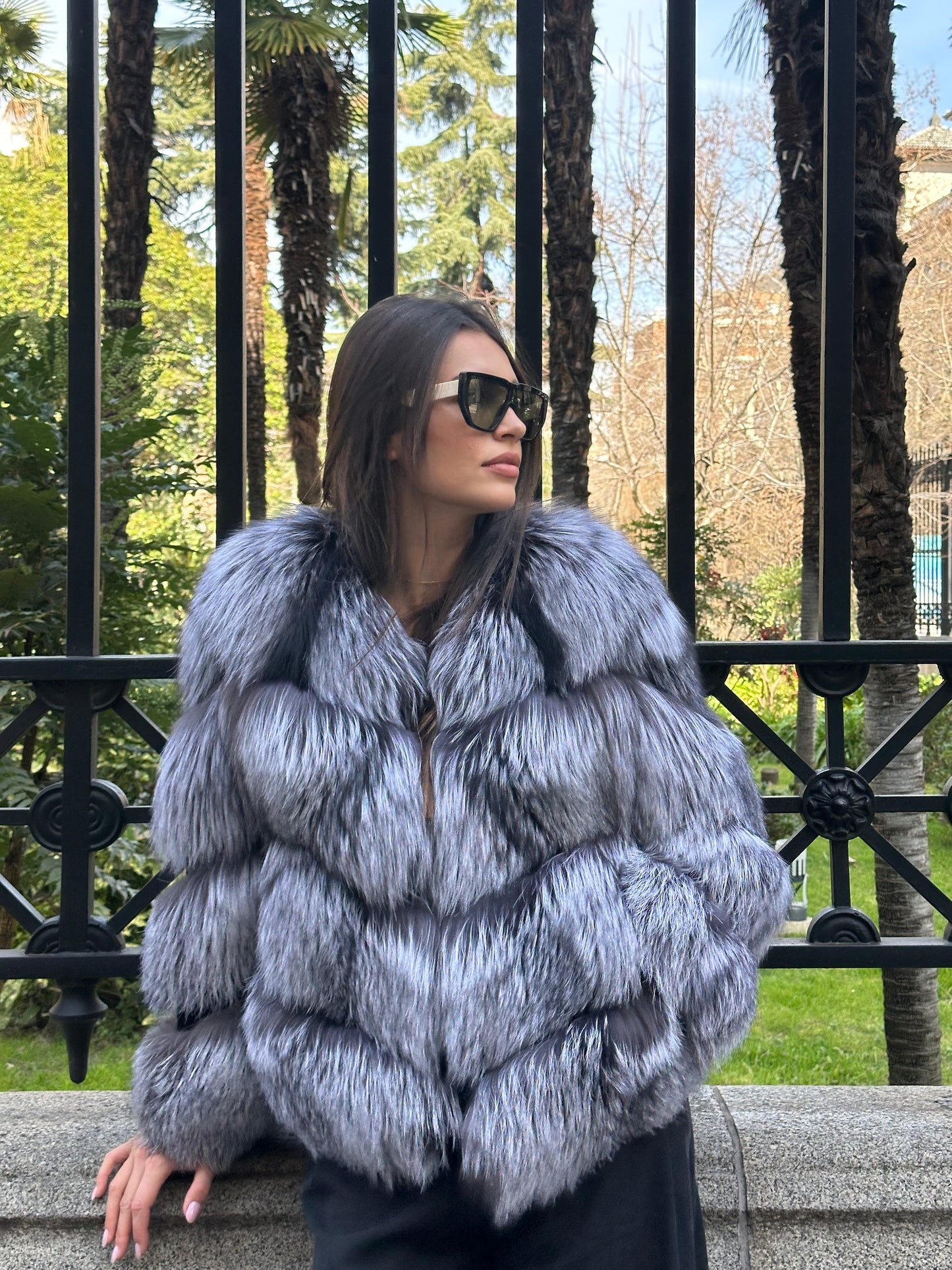 Abrigo TROCADÈRO DIAGONAL silver ed. limitada