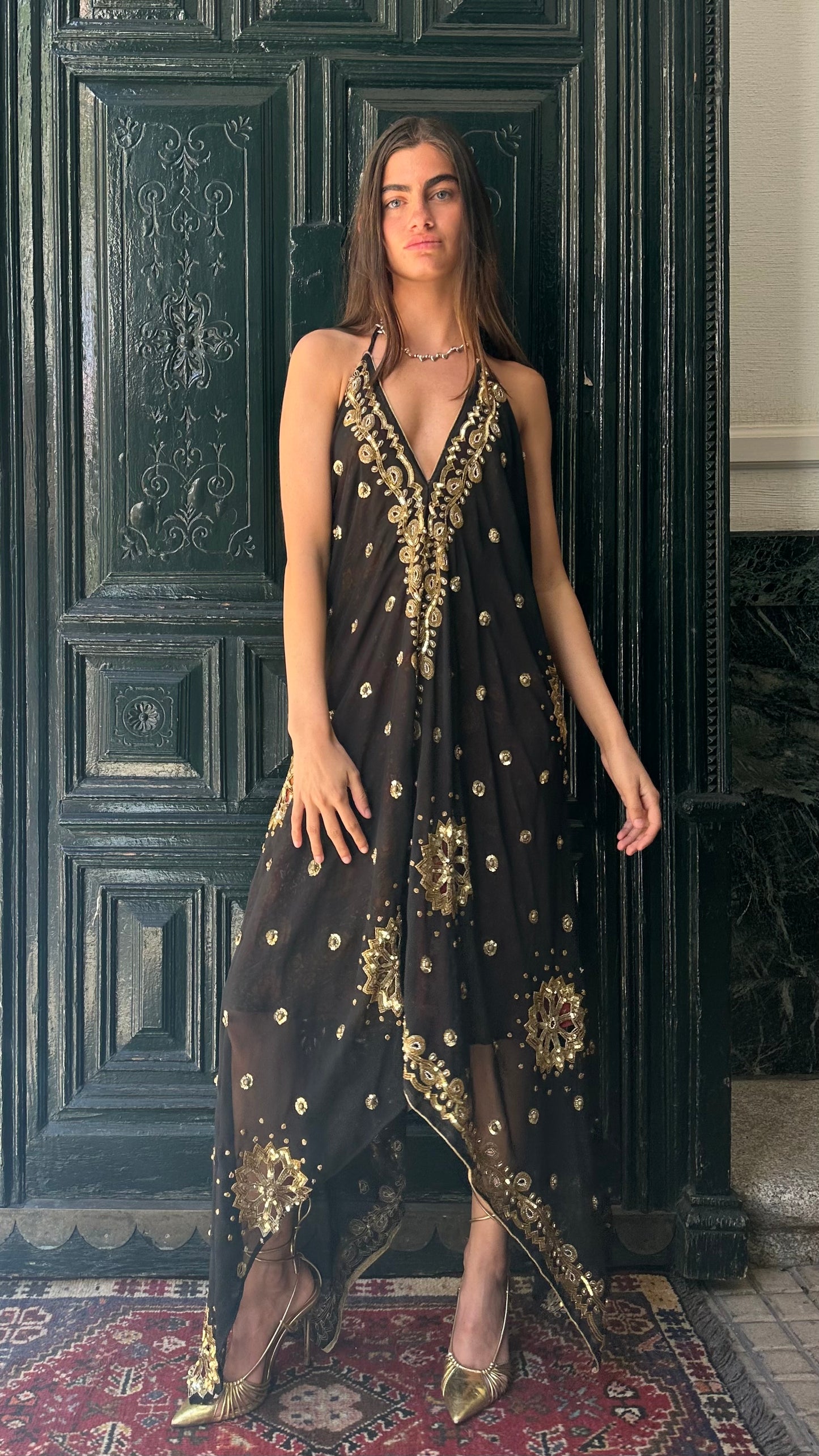 Vestido joya negro