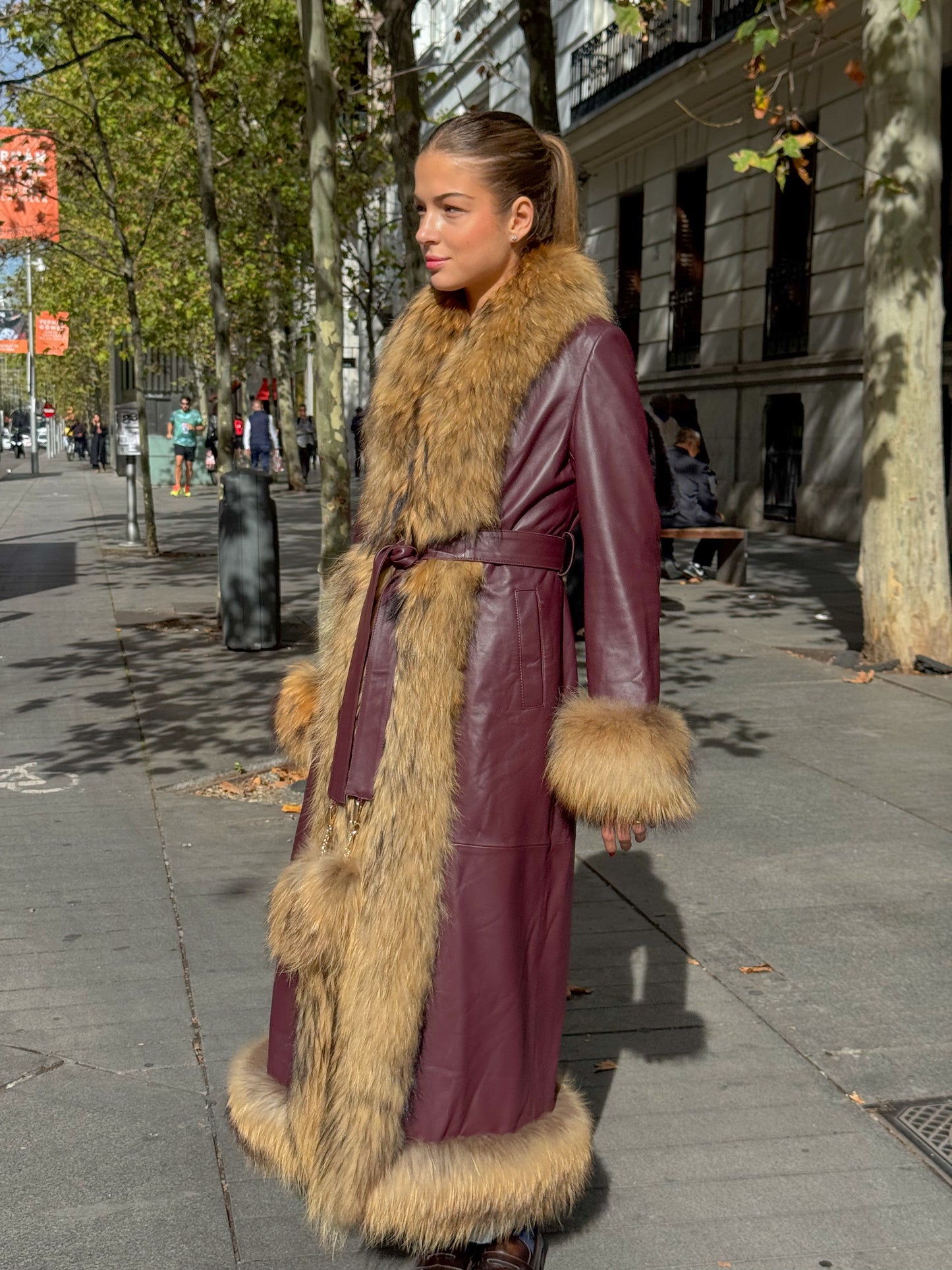 Abrigo DUA (granate)