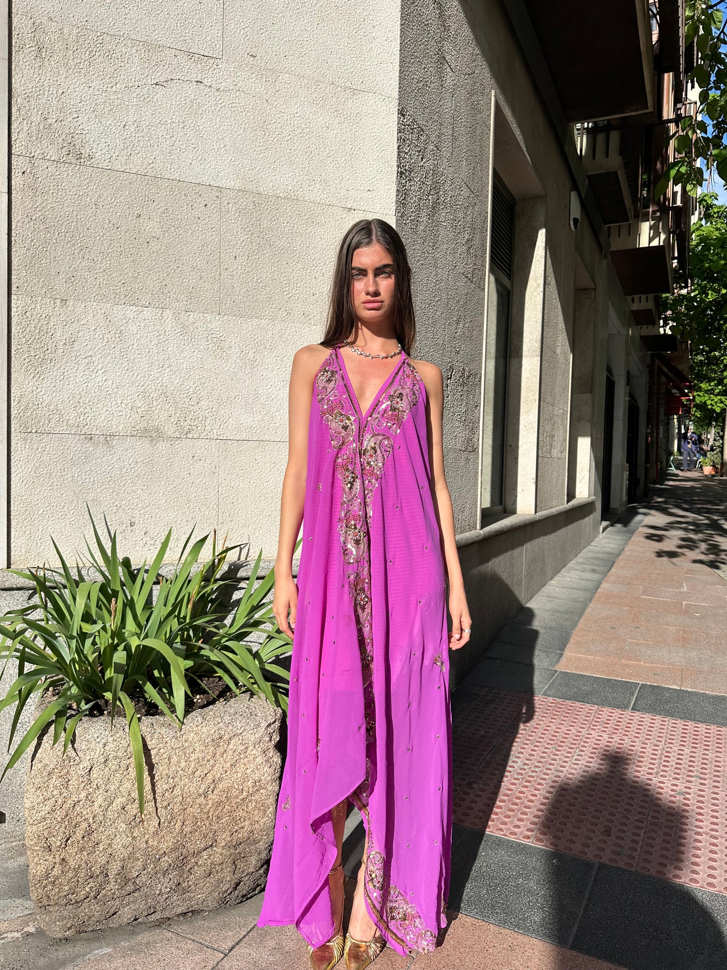 Vestido joya rosa morado