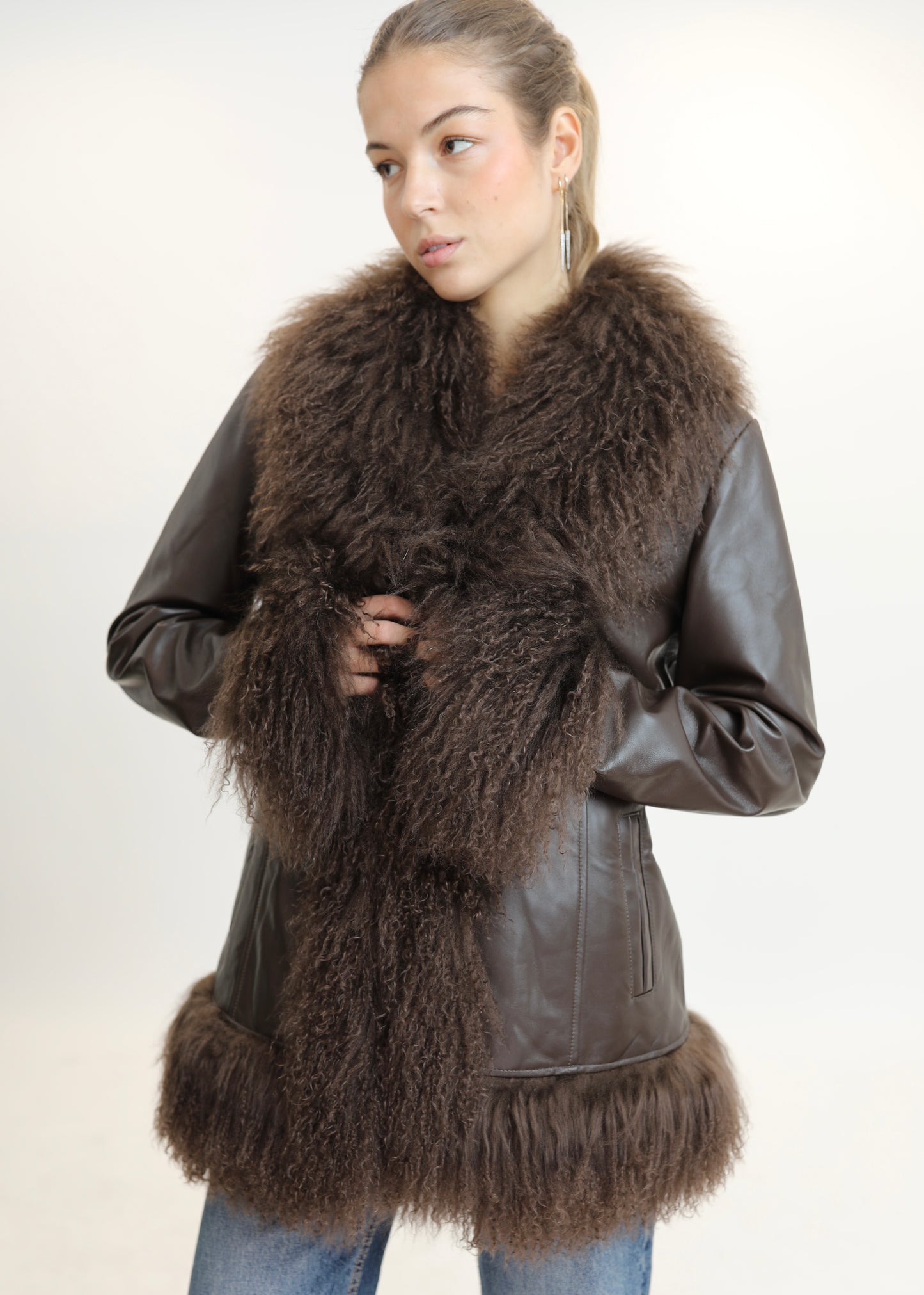 Abrigo AFGANO marrón