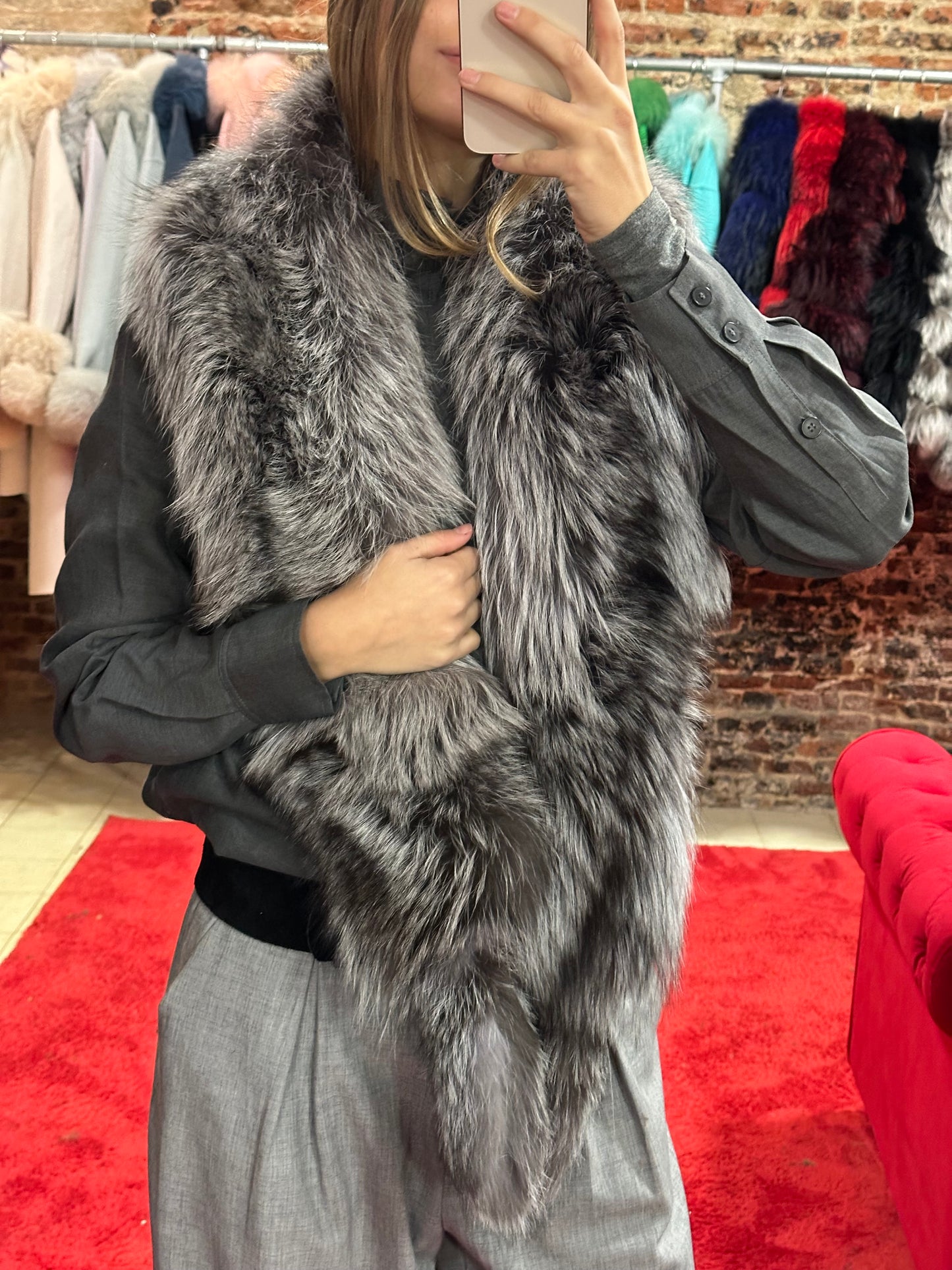 Estola WAKANA (gris)