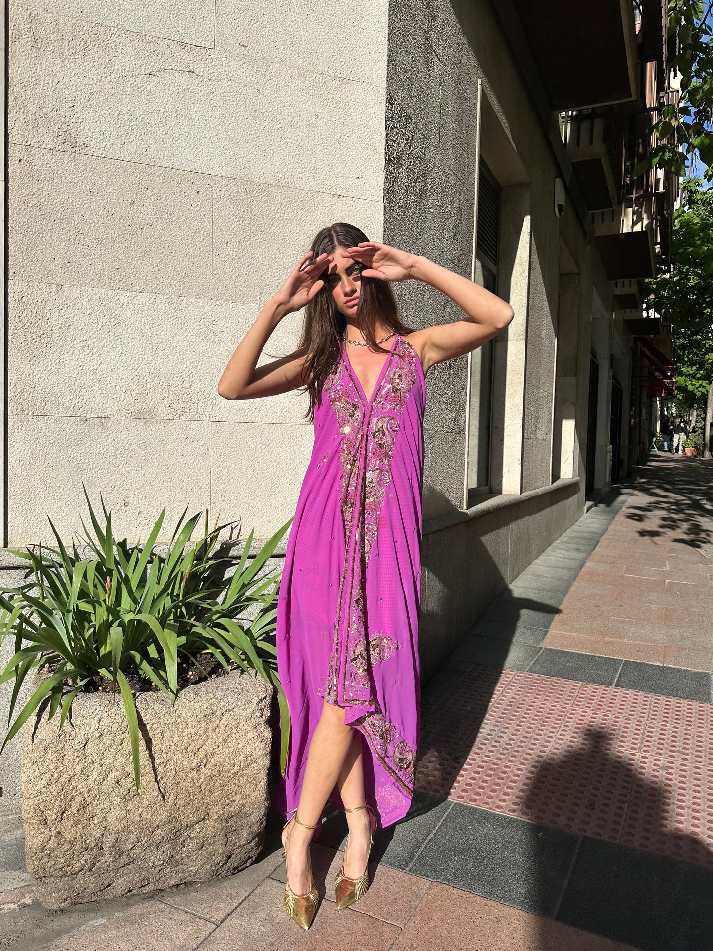 Vestido joya rosa morado