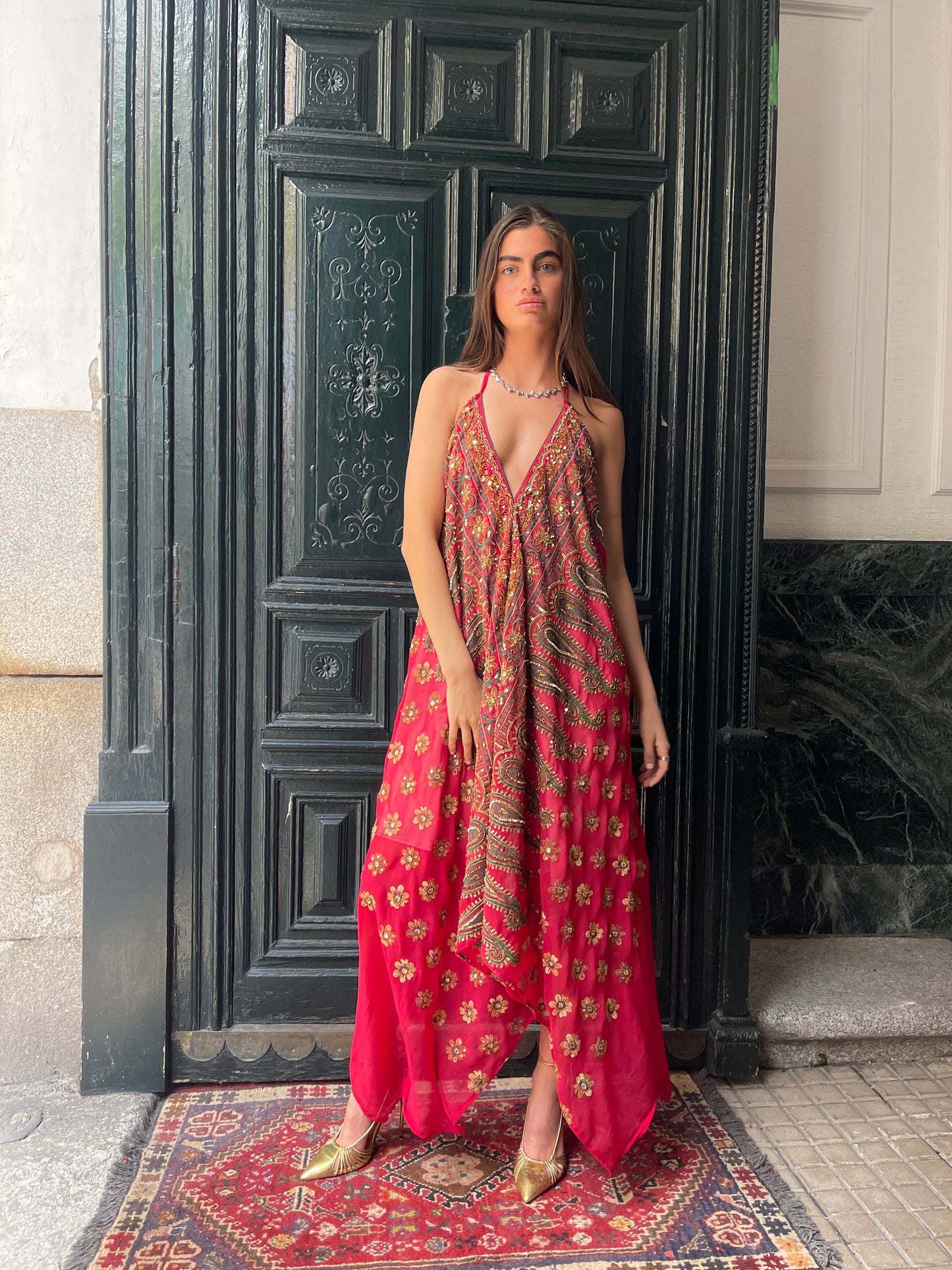 Vestido joya rosa rojo