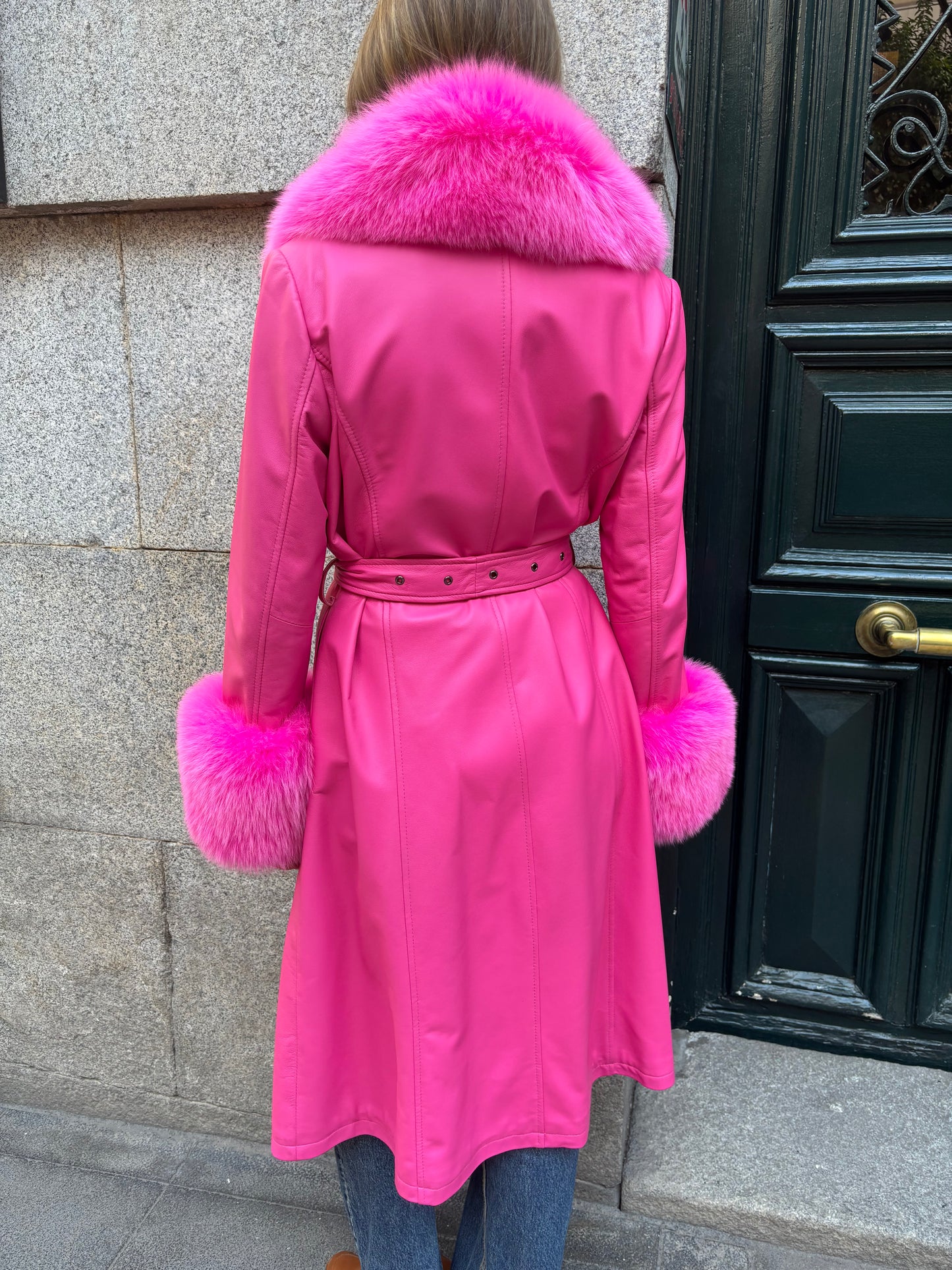Abrigo estrella de piel fucsia